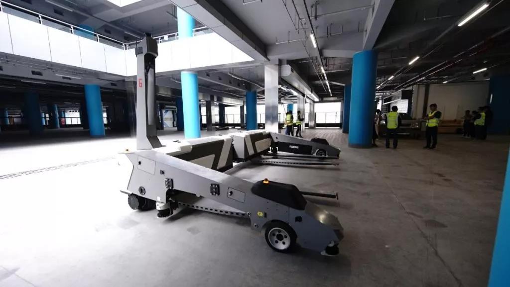 北京大興國際機場停車機器人項目9月底正式對外運營